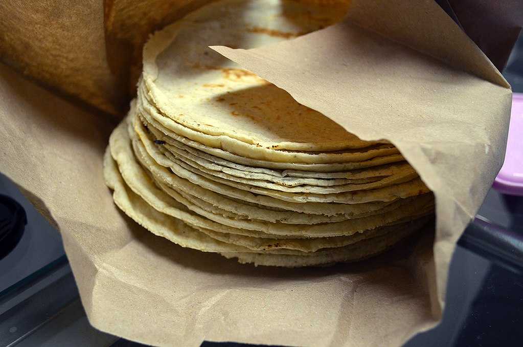 Tortilla de Maíz criollo (Blanco/Amarillo/Azul)