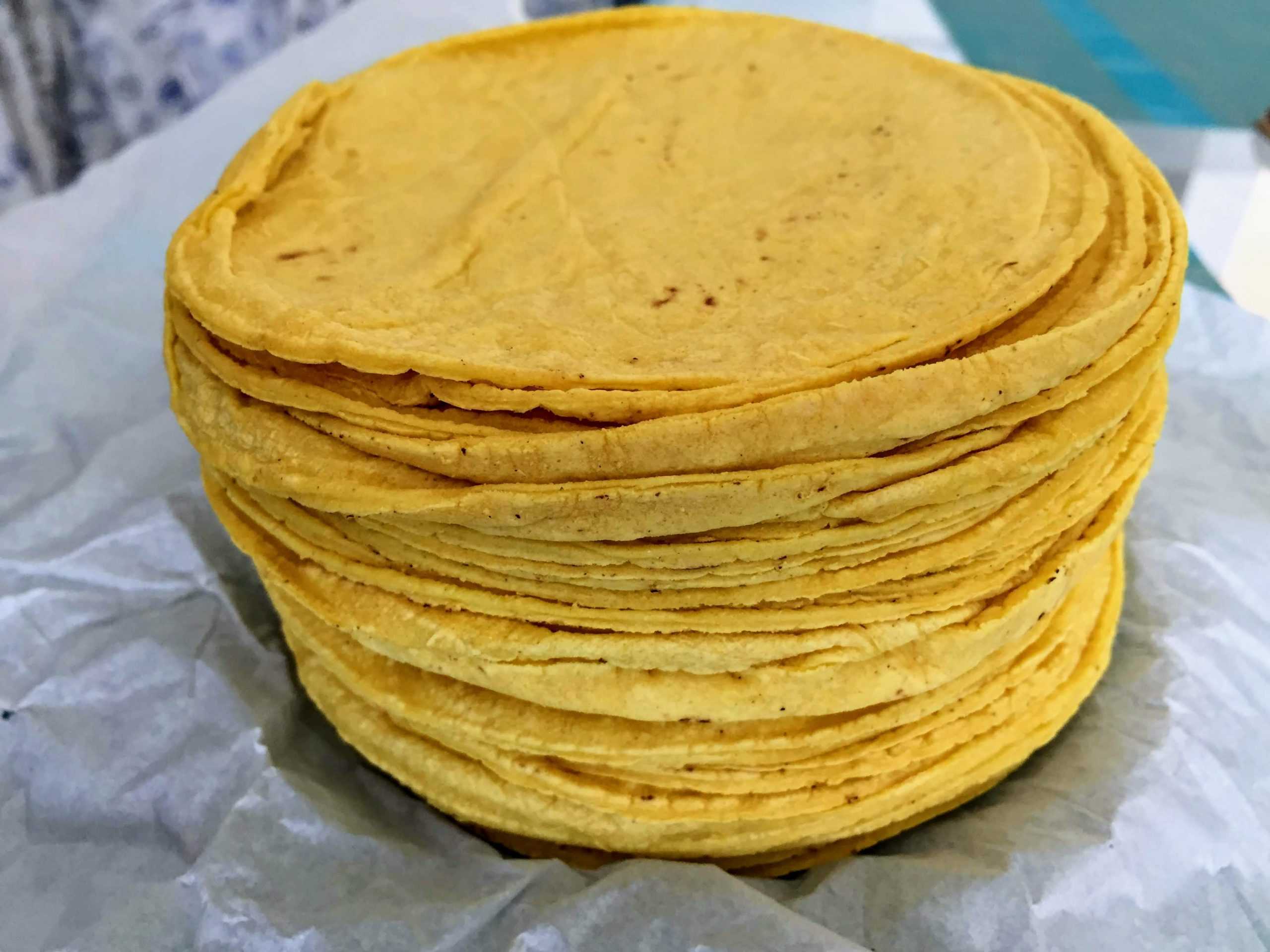 Tortilla de Maíz criollo (Blanco/Amarillo/Azul)